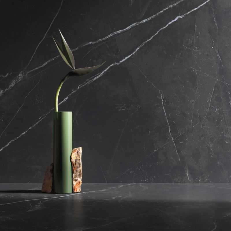 Flaviker Supreme Memories Dark Stone installation
