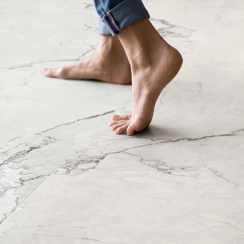 Flaviker Supreme Memories Quarzite Luna Naturale P.TECH installation