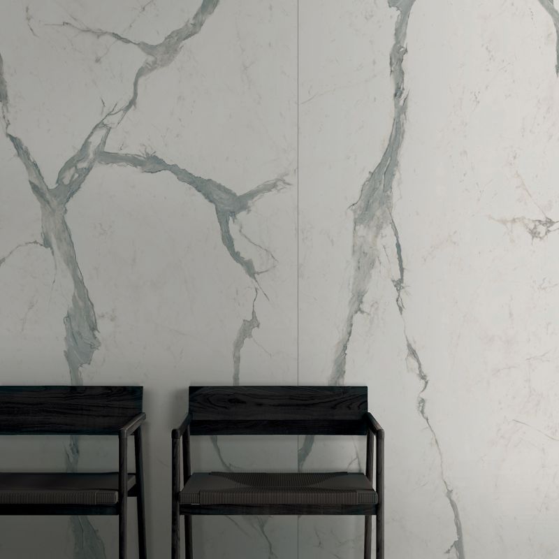 Sensi Up Statuario Versilia Lux 120x280 and 60x120 lifestyle