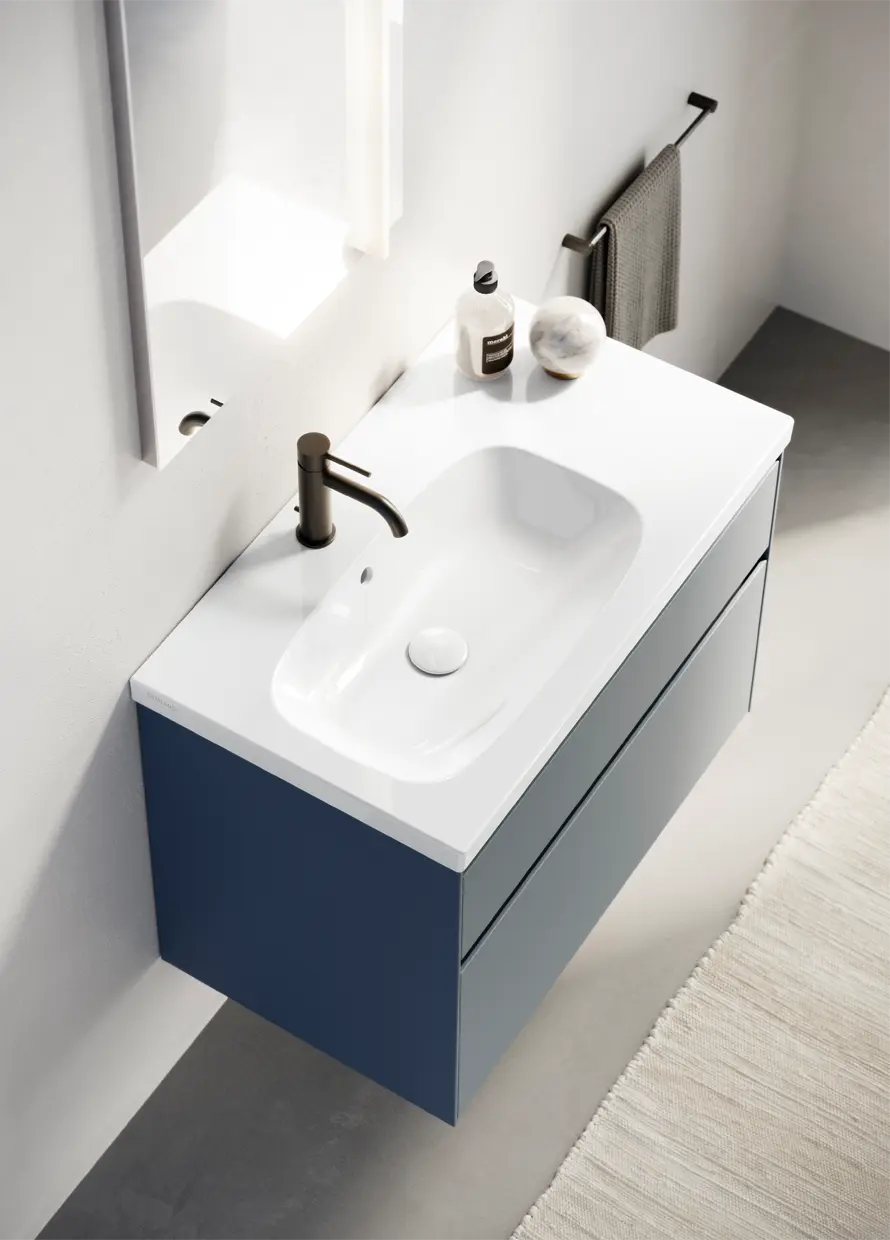 Catalano Alvea 80 offset basin in a bathroom