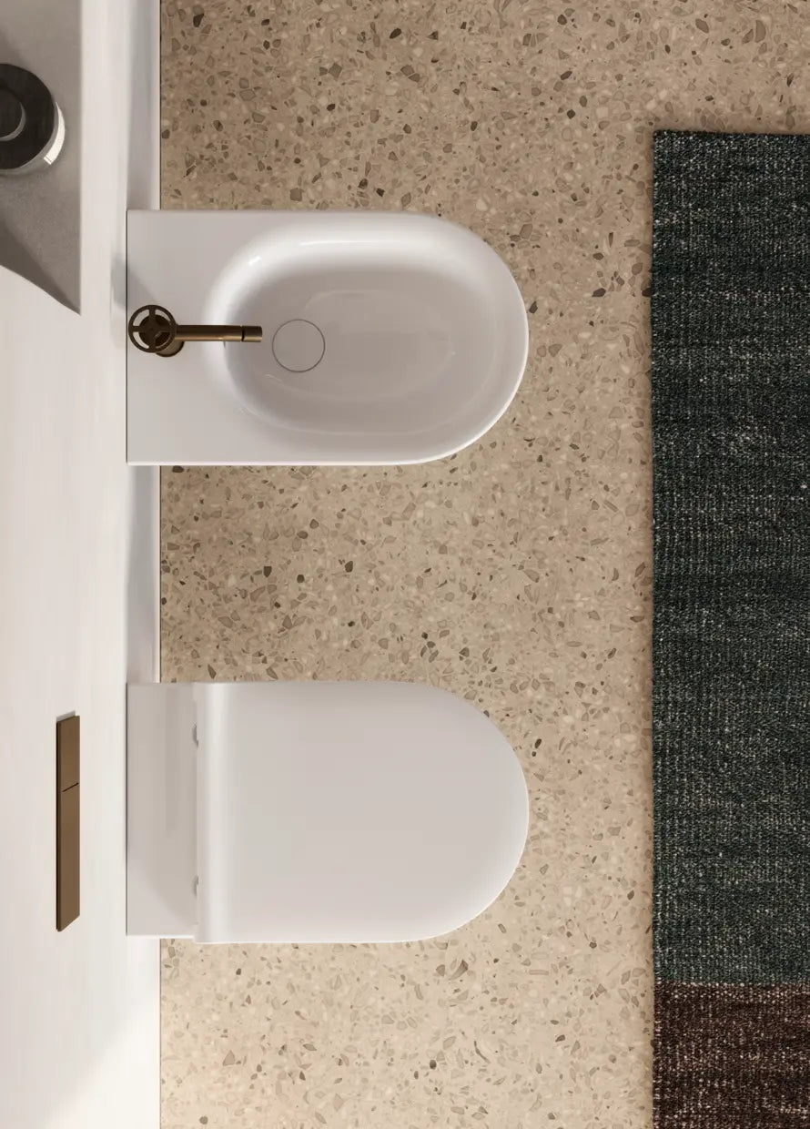 Catalano Sfera 55 wall-hung WC and bidet in a bathroom