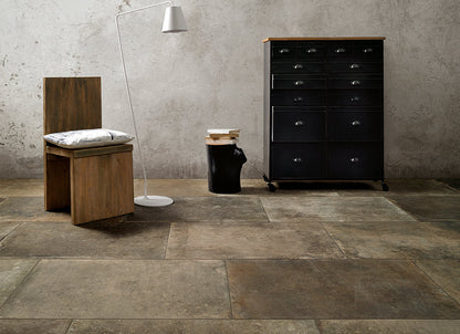 Fioranese Montpellier Moka floor lifestyle
