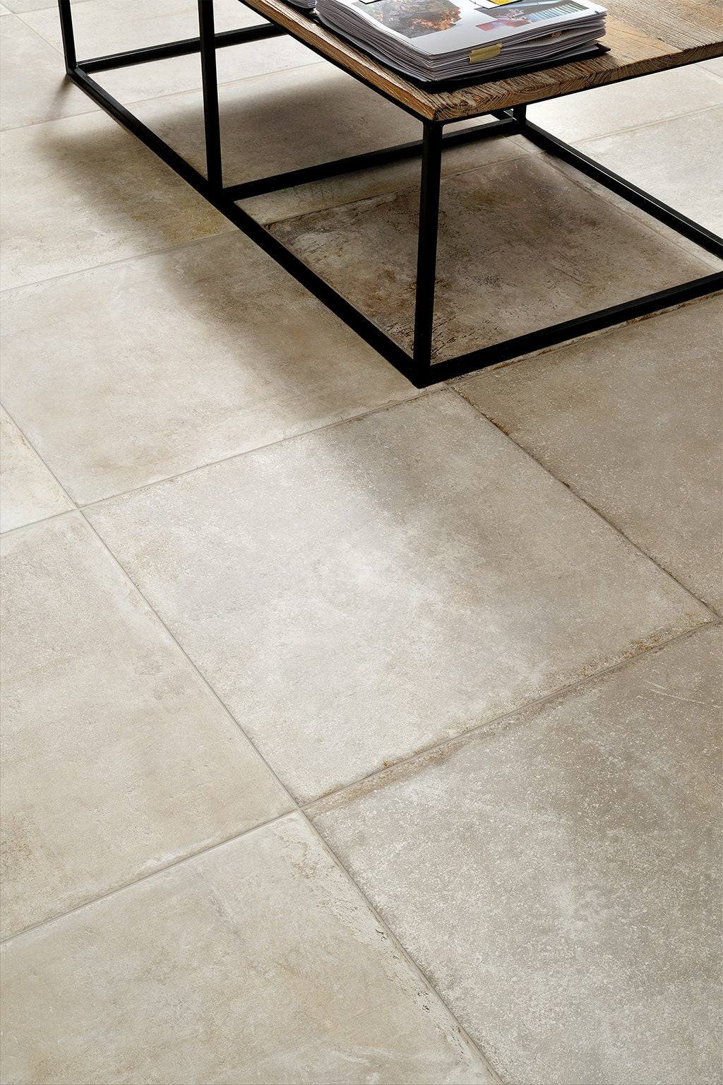 Fioranese Montpellier Talco floor lifestyle
