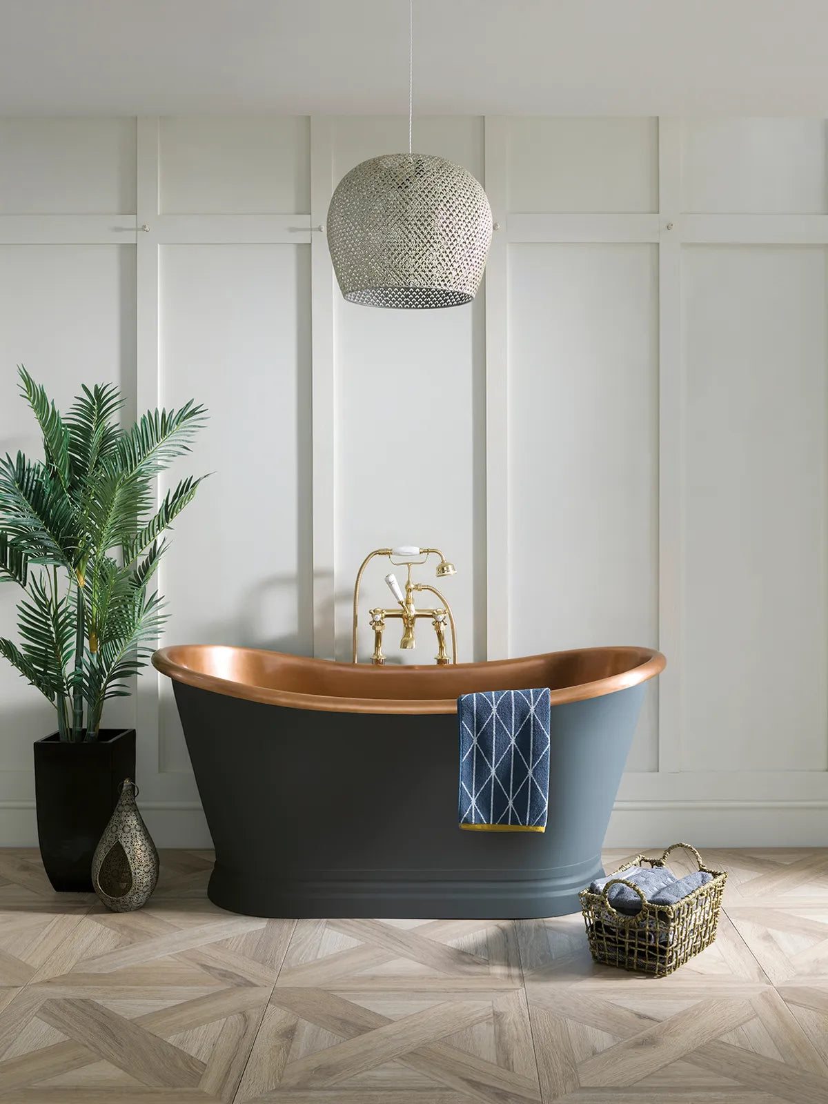 BC Designs Antique Copper Boat Bath official product image