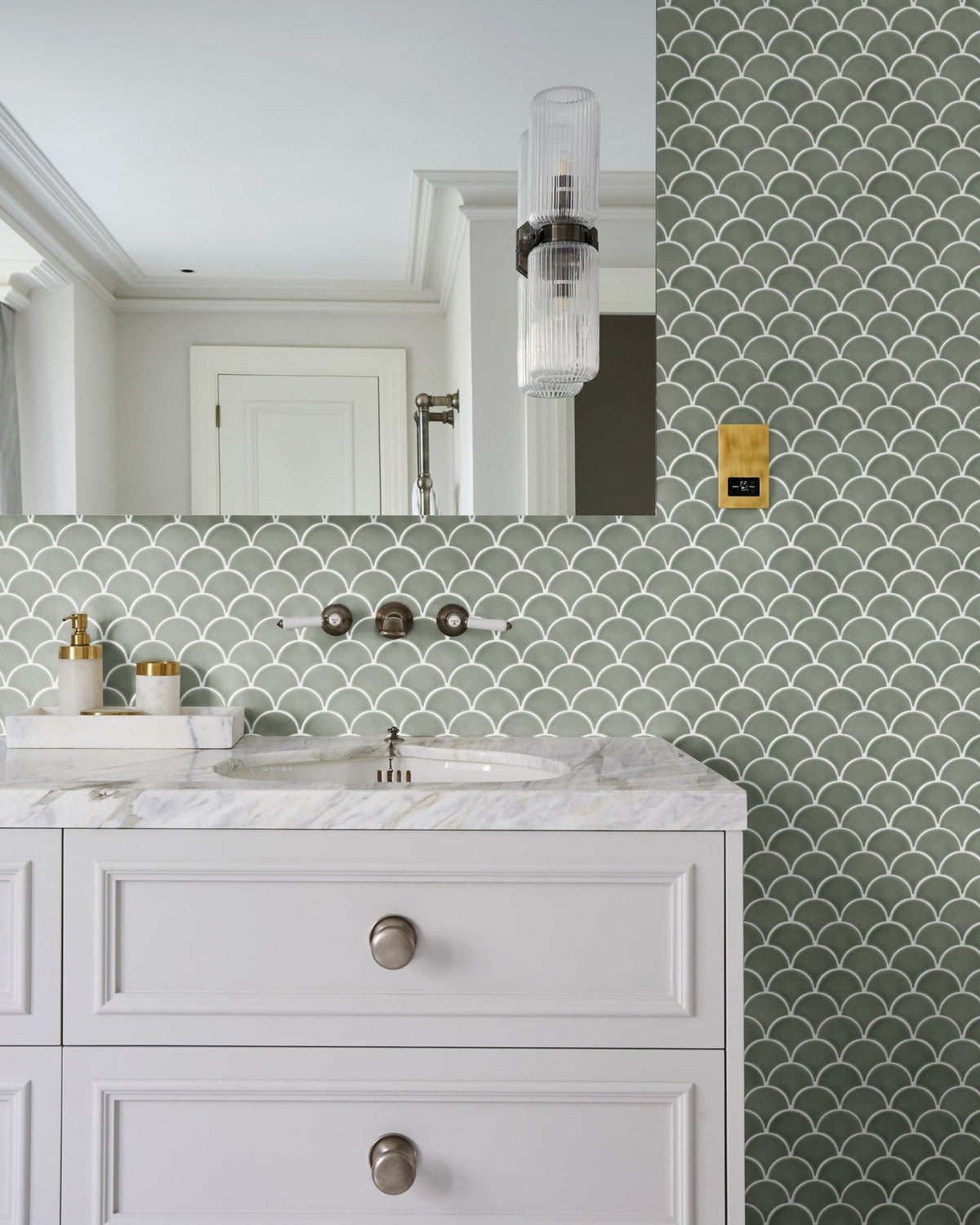 Ca’ Pietra Atlantis Porcelain Mosaic Thyme — official gallery image 1