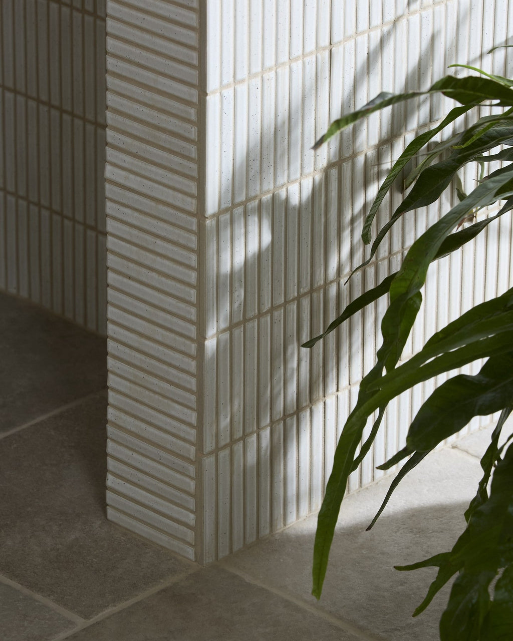 Ca’ Pietra Bamboo Porcelain Mosaic Vintage White — official gallery image 4