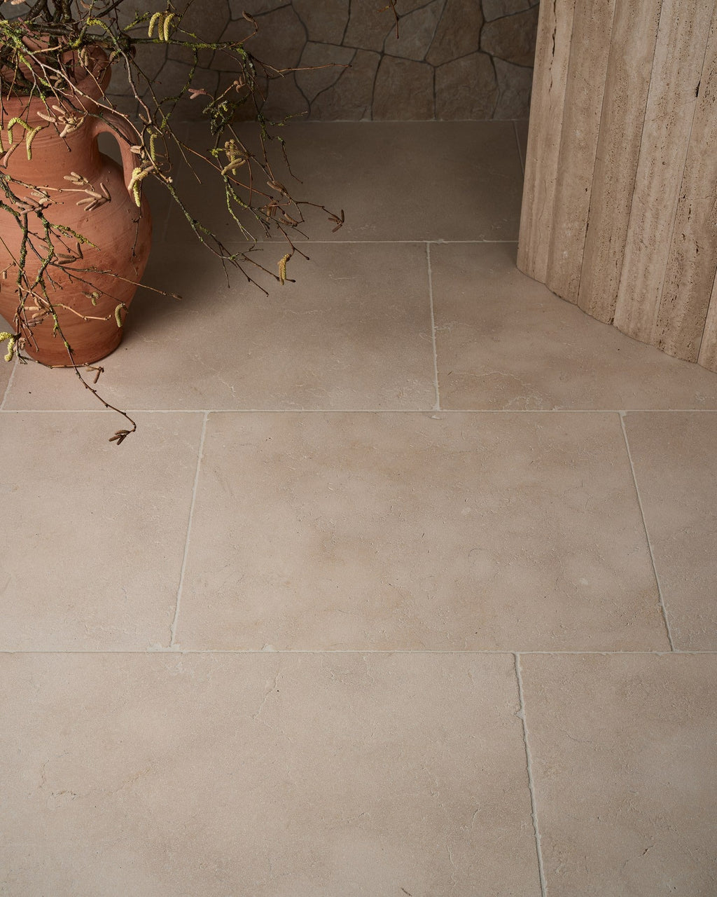 Ca’ Pietra Bergamo Limestone Lightly Seasoned Finish — official gallery image 9