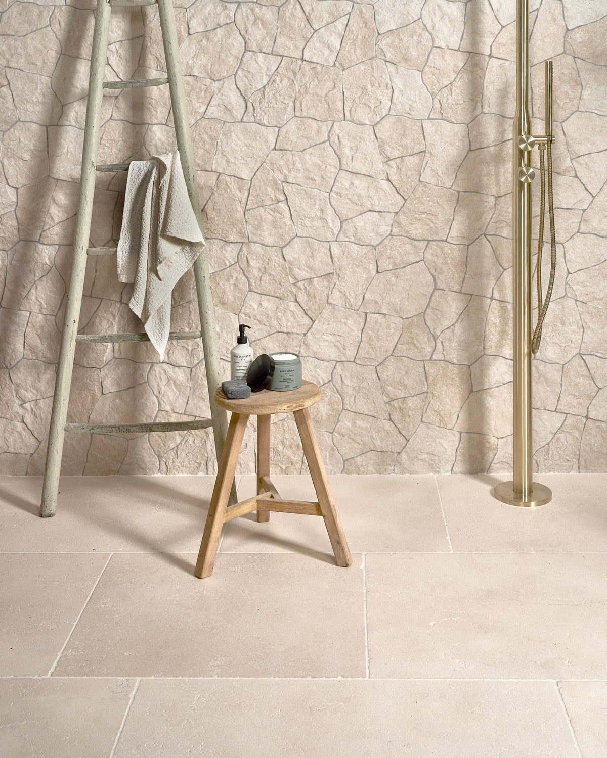 Ca’ Pietra Bergamo Limestone Lightly Seasoned Finish — official gallery image 11