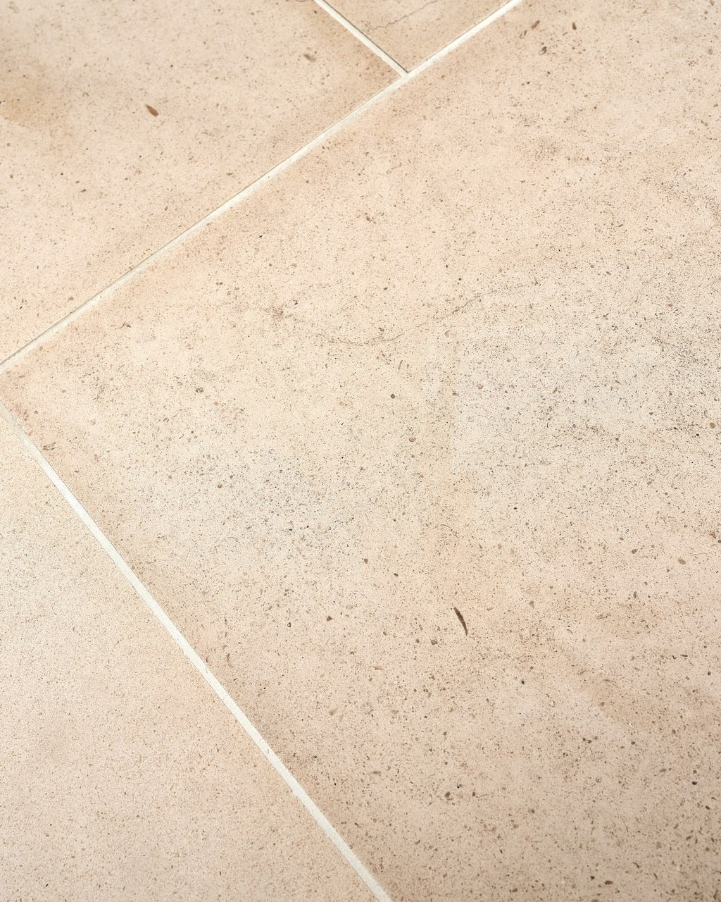 Ca’ Pietra Blandford Limestone Honed Finish — official gallery image 9