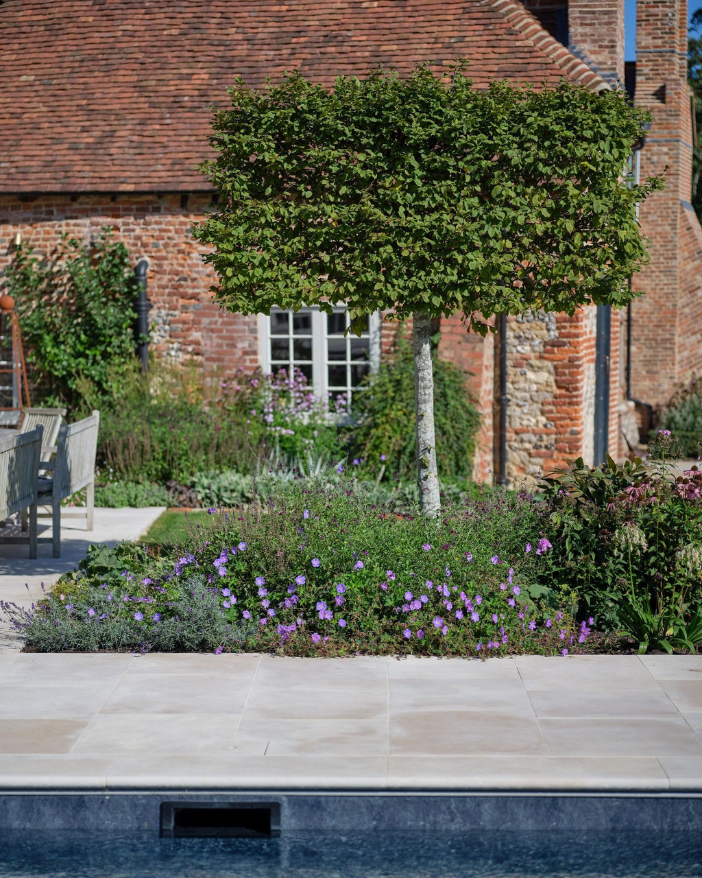 Ca’ Pietra Buscot Limestone Etched Bullnose Coping — official gallery image 3
