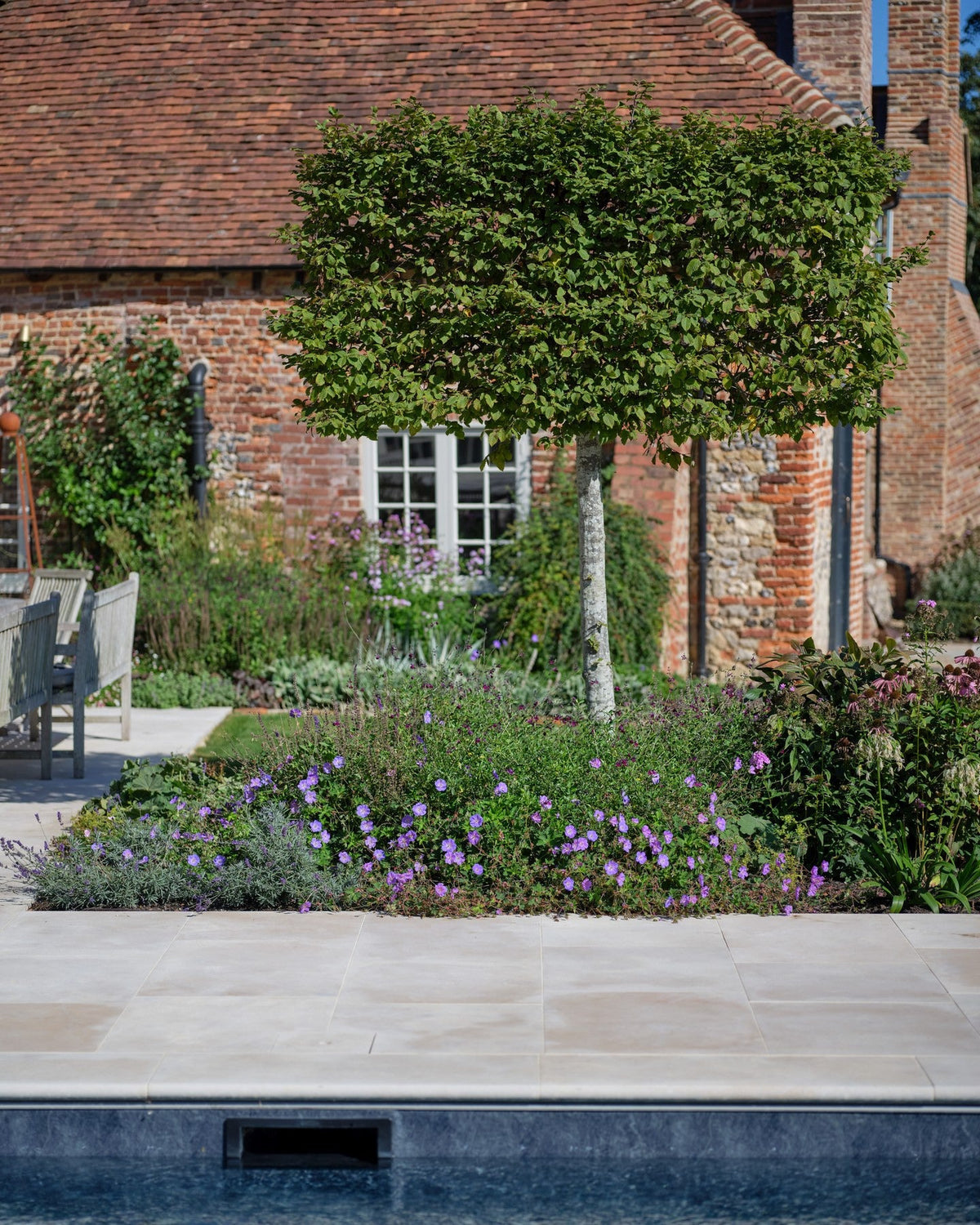 Ca’ Pietra Buscot Limestone Etched Bullnose Coping — official gallery image 3