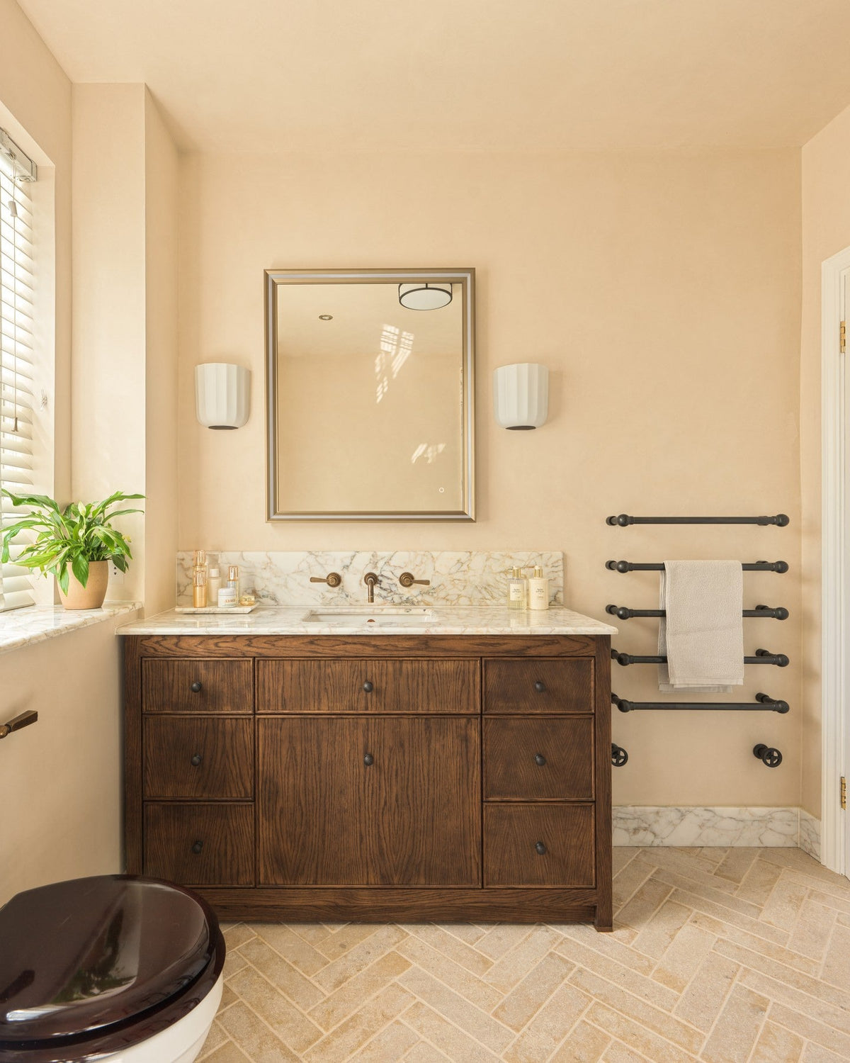 Ca’ Pietra Buscot Limestone Parquet Tumbled & Etched Finish — official gallery image 5