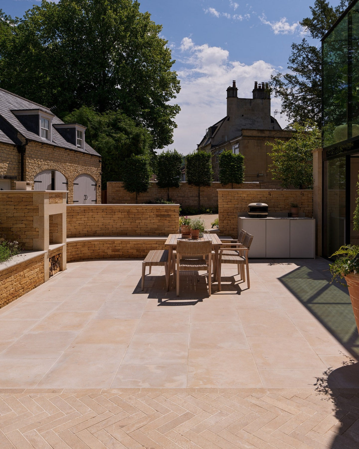 Ca’ Pietra Buscot Limestone Paving Tumbled & Etched Finish — official gallery image 5