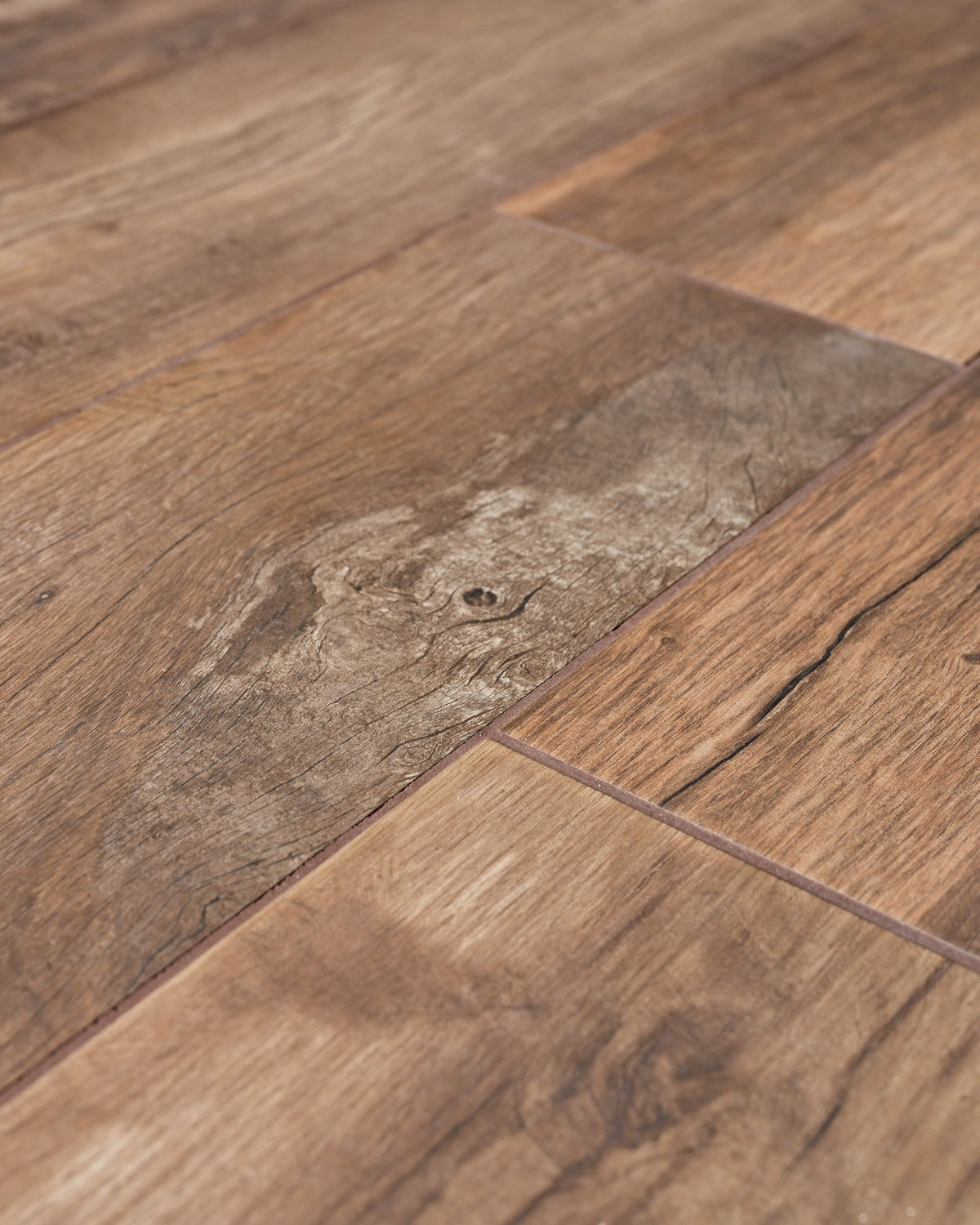 Ca’ Pietra Carpenter Porcelain Rich — official gallery image 5