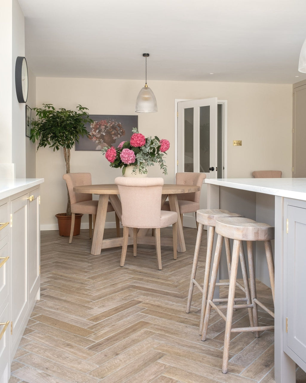 Ca’ Pietra Chatham Porcelain Oak — official gallery image 2