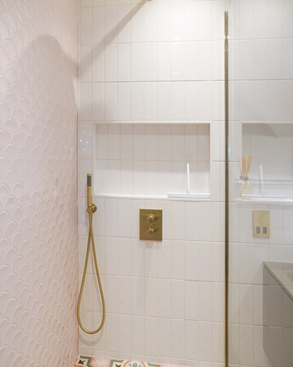 Ca’ Pietra Chic Ceramic White — official gallery image 2