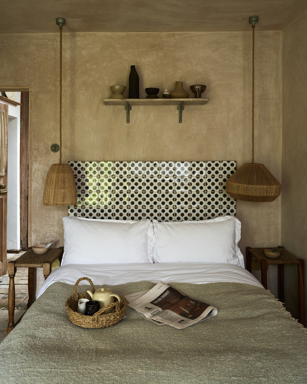 Ca’ Pietra STUDIO Cosmos Midnight Ceramic — official gallery image 1