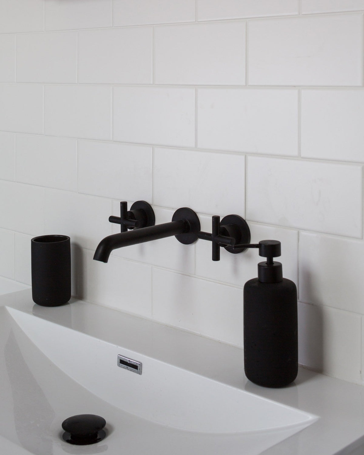 Ca’ Pietra Delicate Wall Ceramic Metro — official gallery image 2
