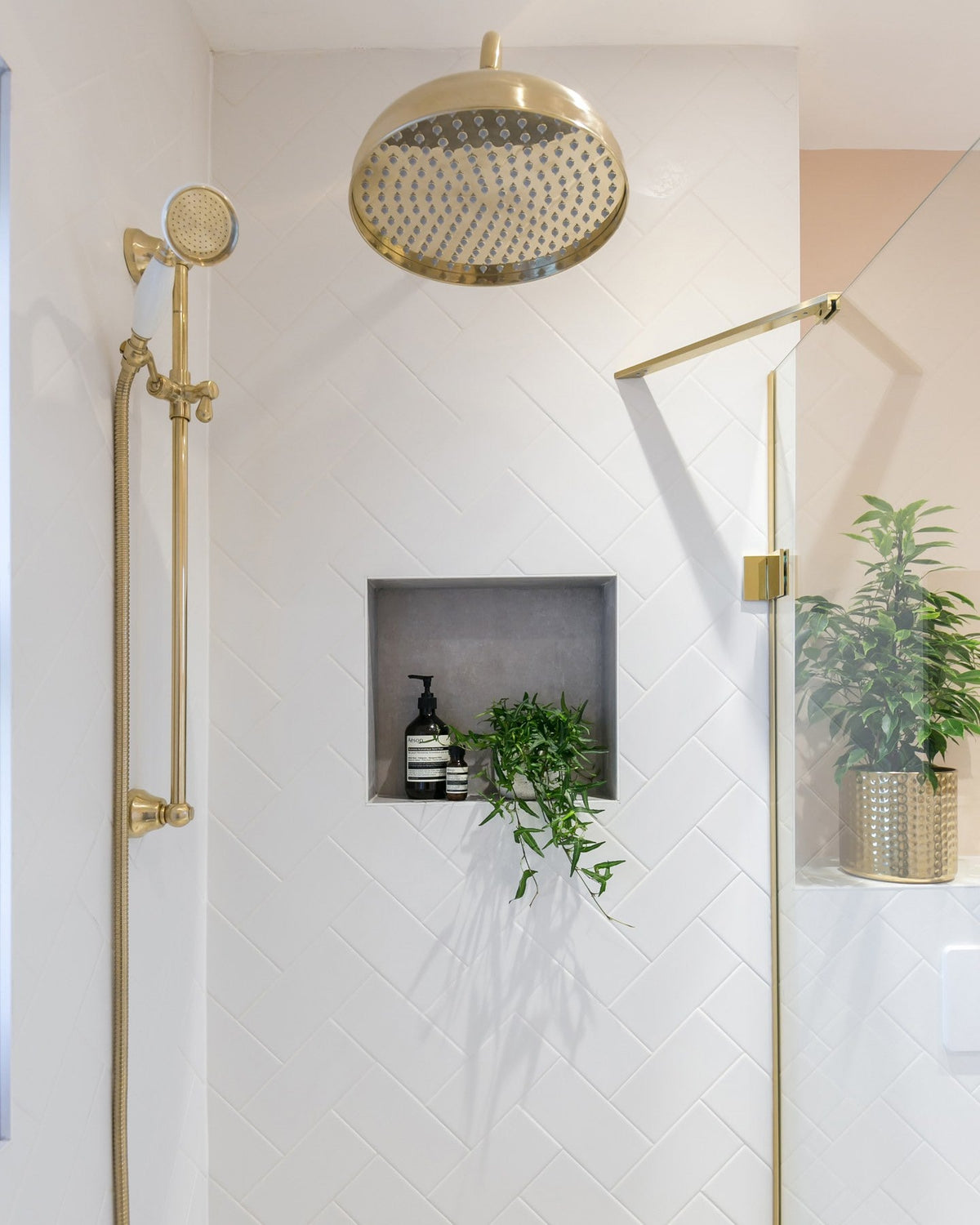 Ca’ Pietra Delicate Wall Ceramic Metro — official gallery image 4