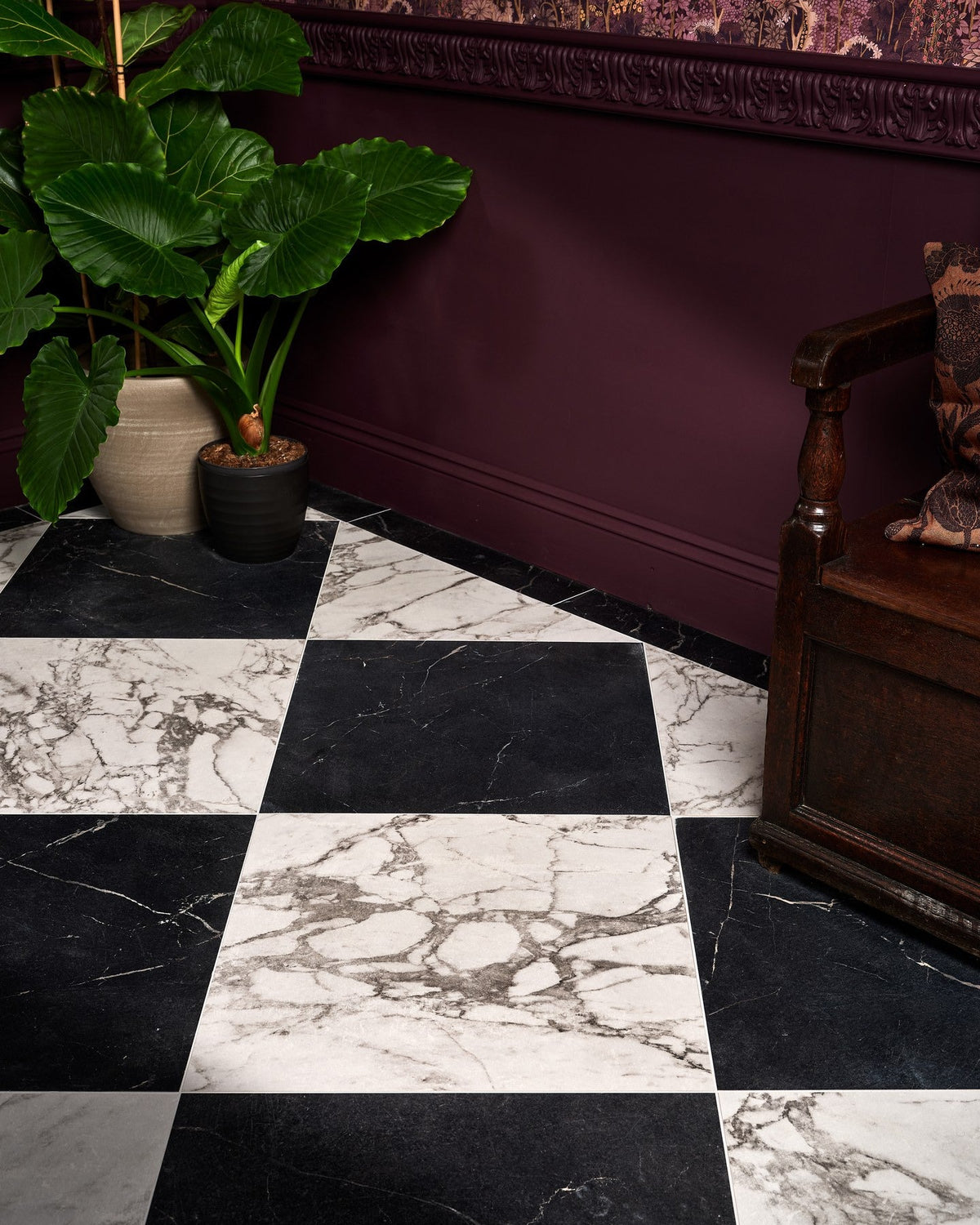 Ca’ Pietra East Village Porcelain Nero — official gallery image 9