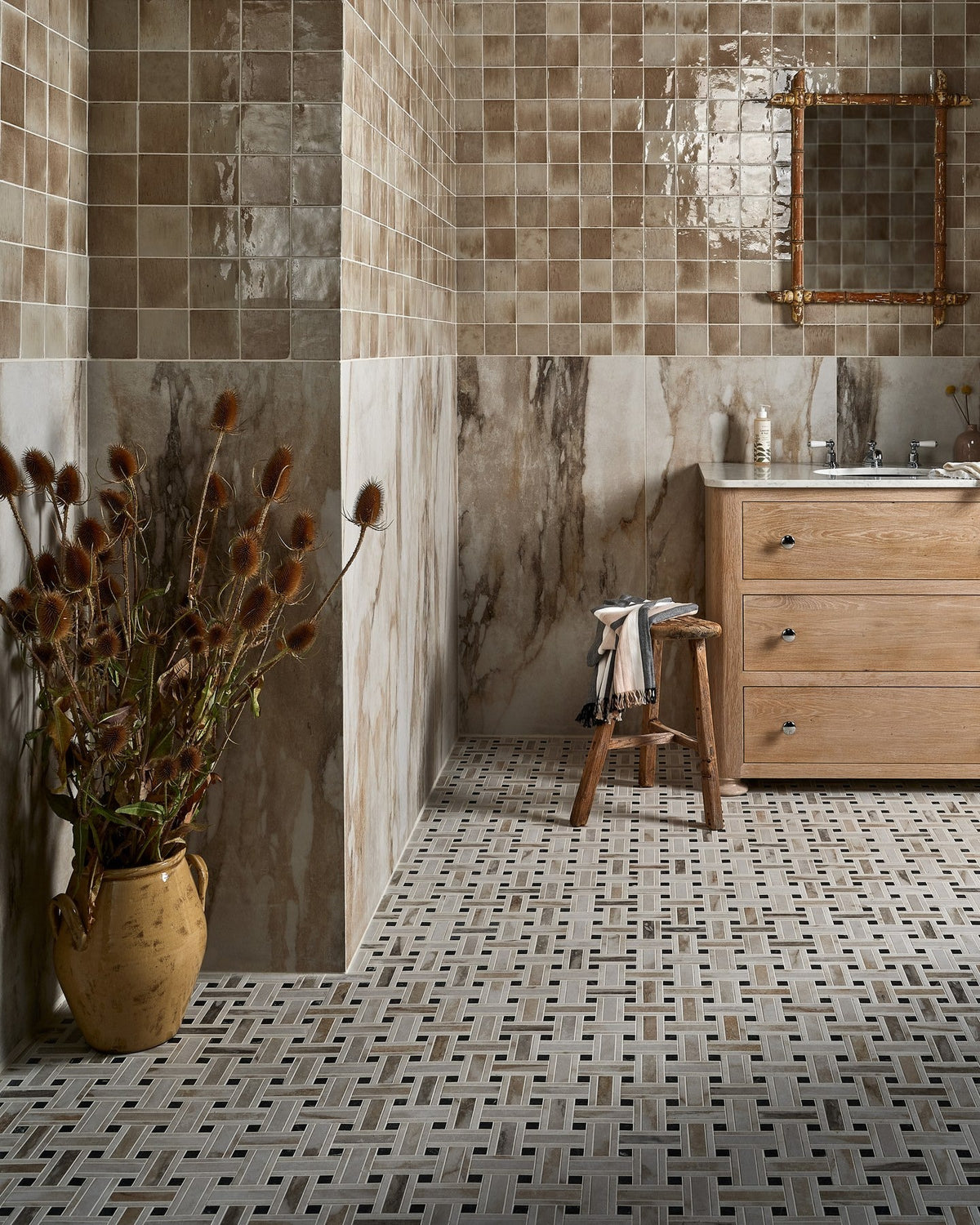 Ca’ Pietra East Village Porcelain Oro — official gallery image 3