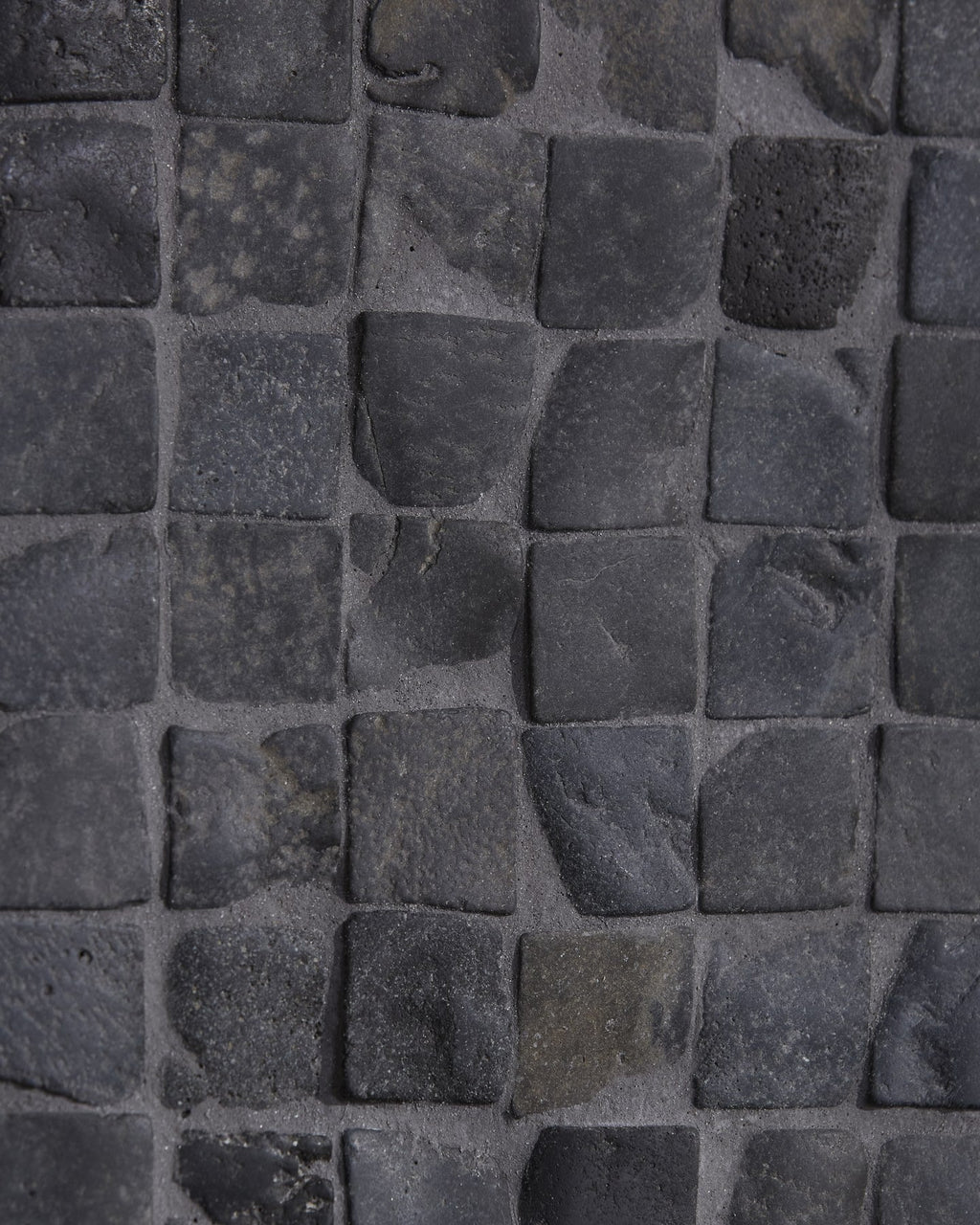 Ca’ Pietra Enso Cobble Mosaic Cube Charcoal — official gallery image 5