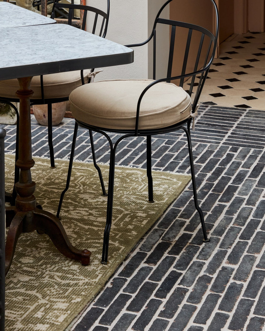 Ca’ Pietra Flanders Charcoal Tumbled Clay Pavers — official gallery image 5