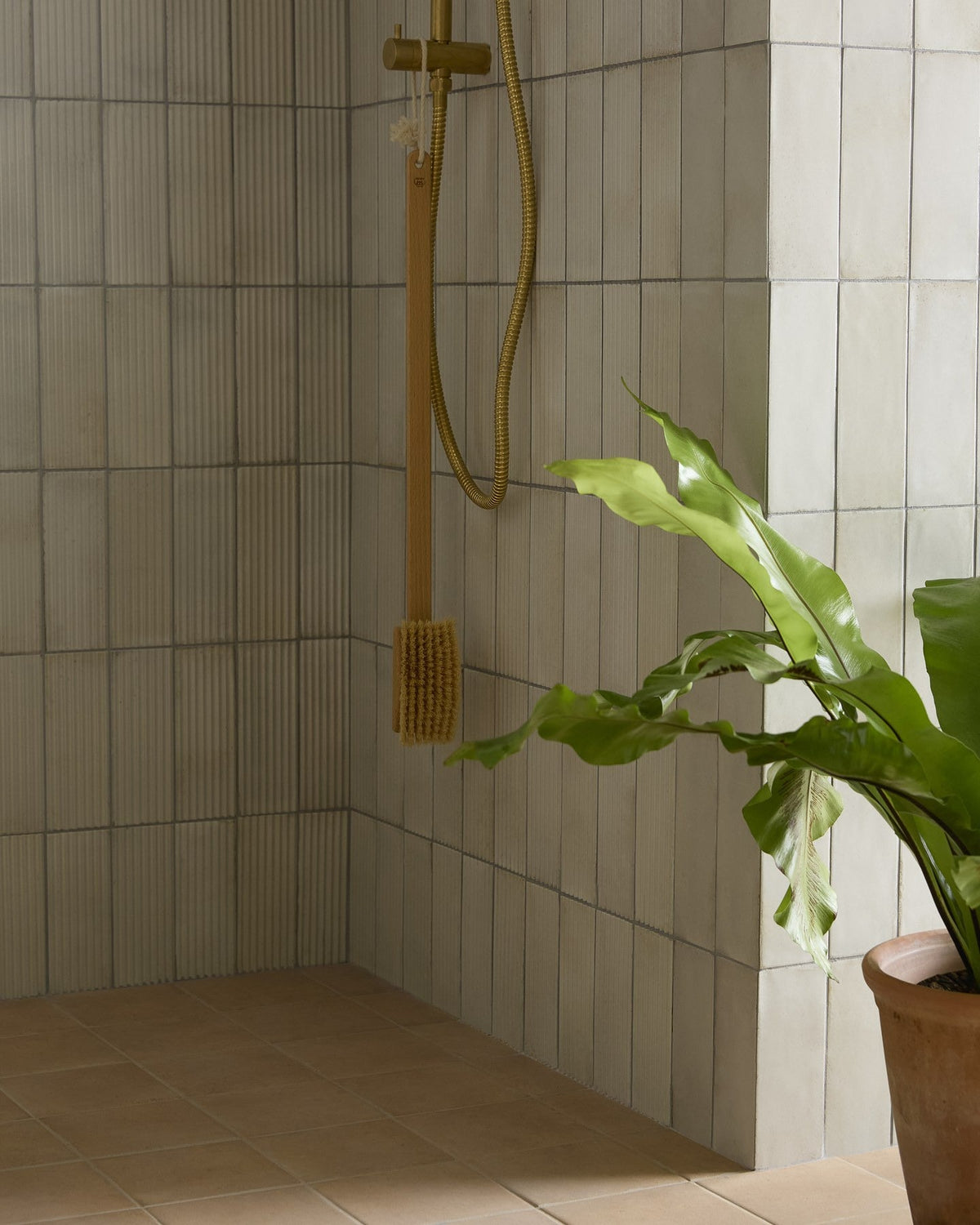 Ca’ Pietra Fontenay Porcelain Pleated — official gallery image 7