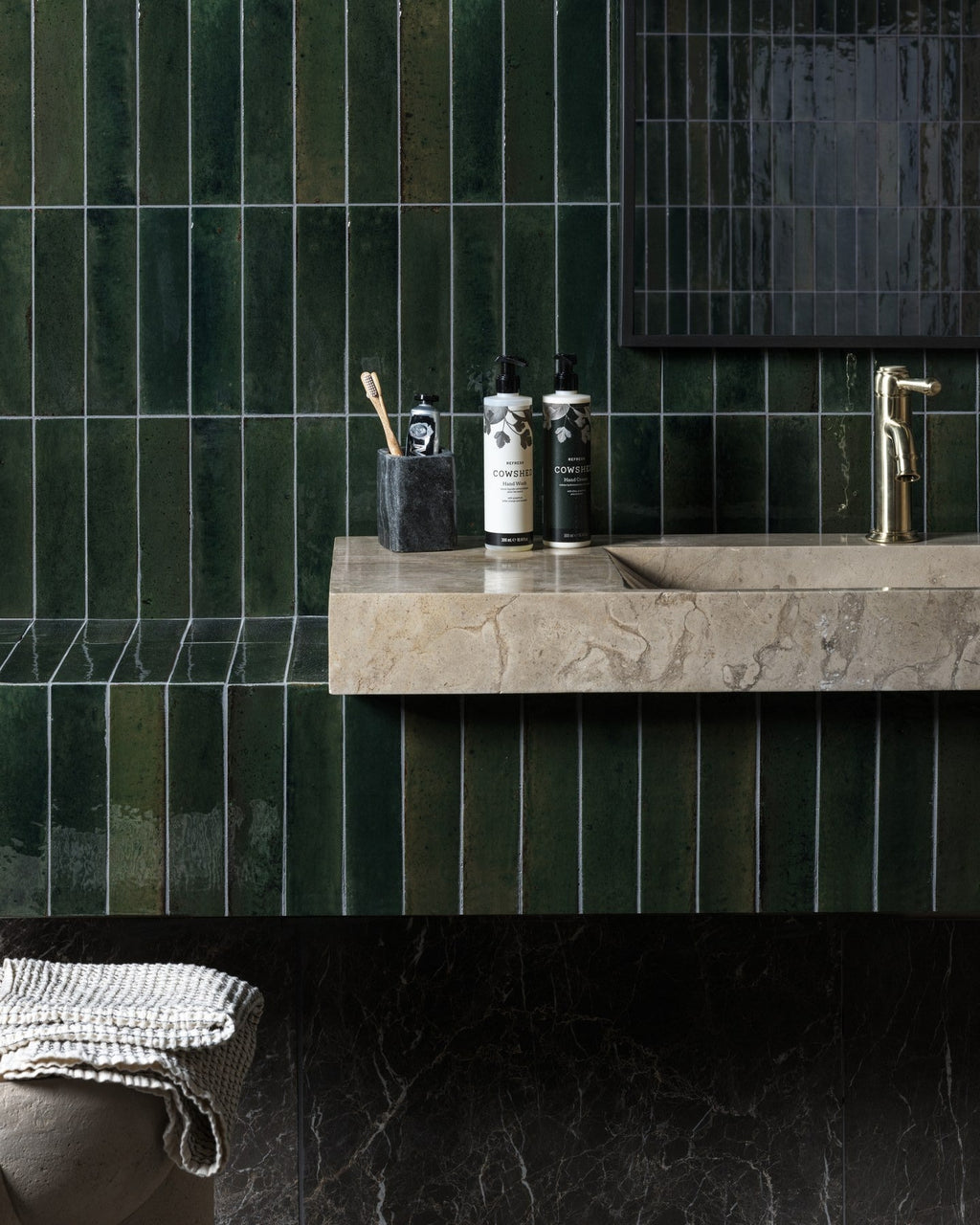 Ca’ Pietra Foundry Novo Porcelain Alligator Green — official gallery image 1