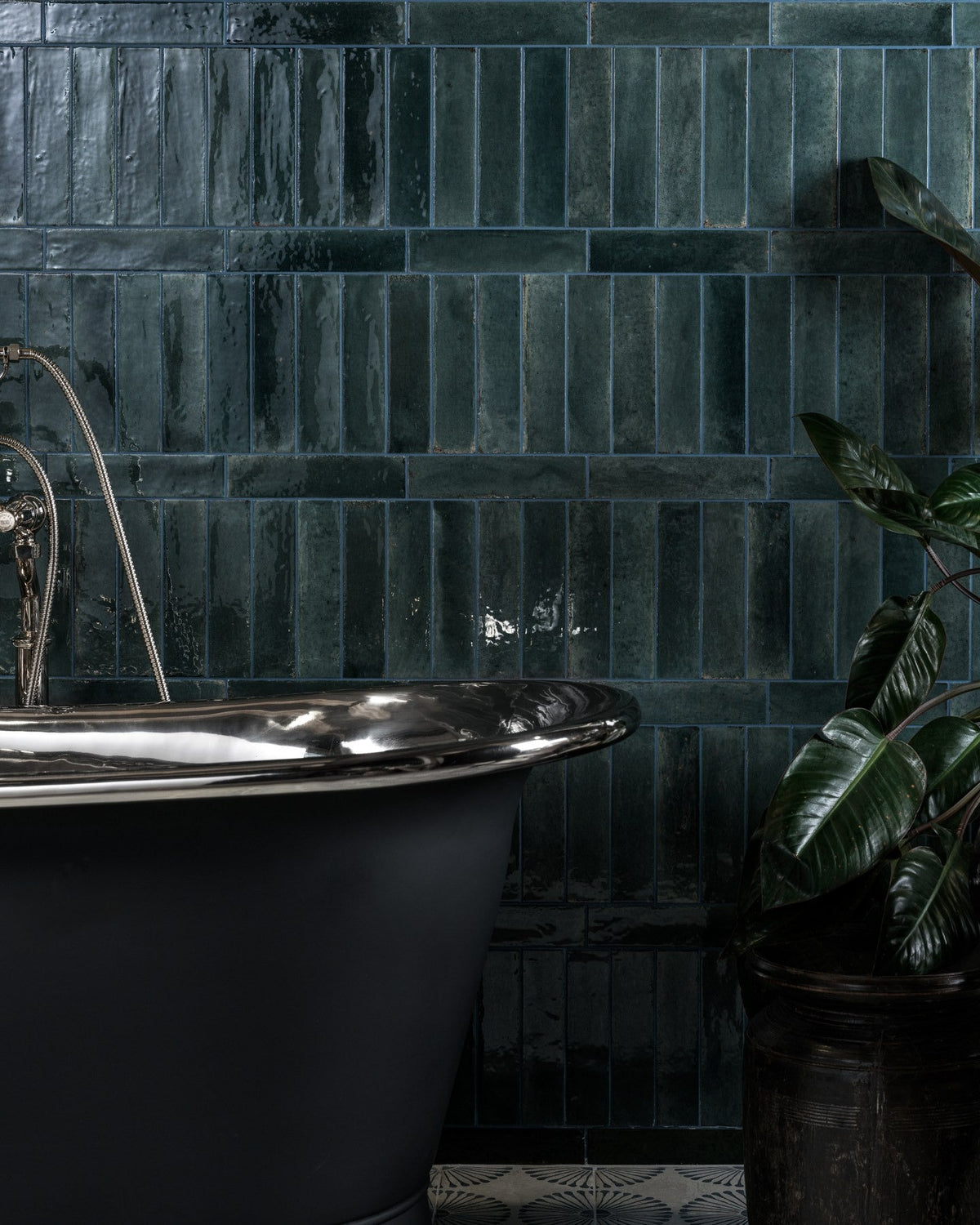 Ca’ Pietra Foundry Novo Porcelain Navy — official gallery image 1