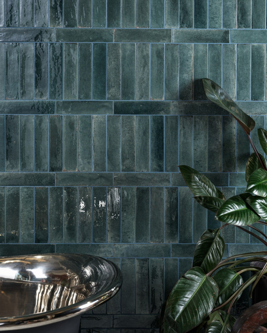 Ca’ Pietra Foundry Novo Porcelain Navy — official gallery image 5