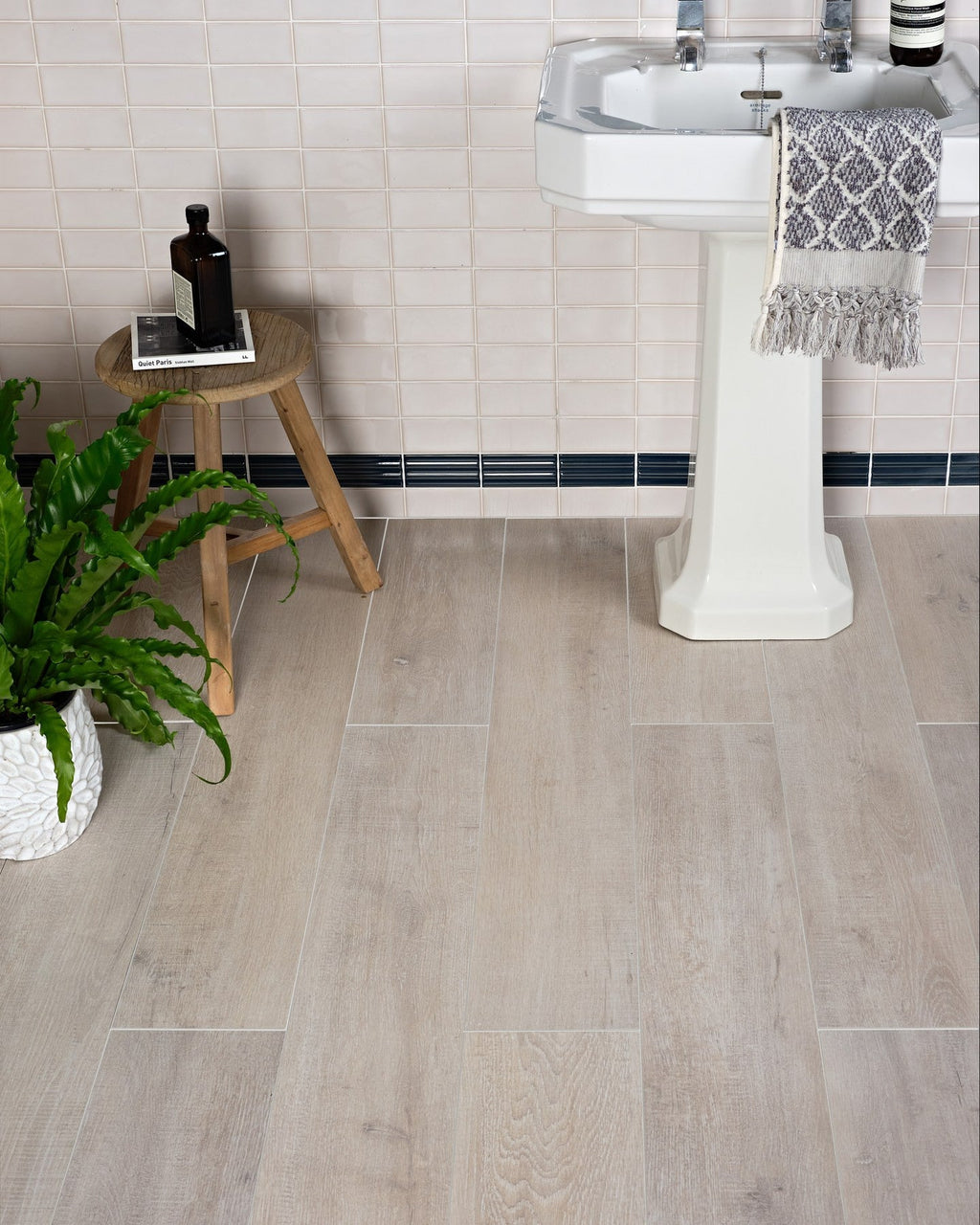 Ca’ Pietra Franklin Porcelain Pearl — official gallery image 1