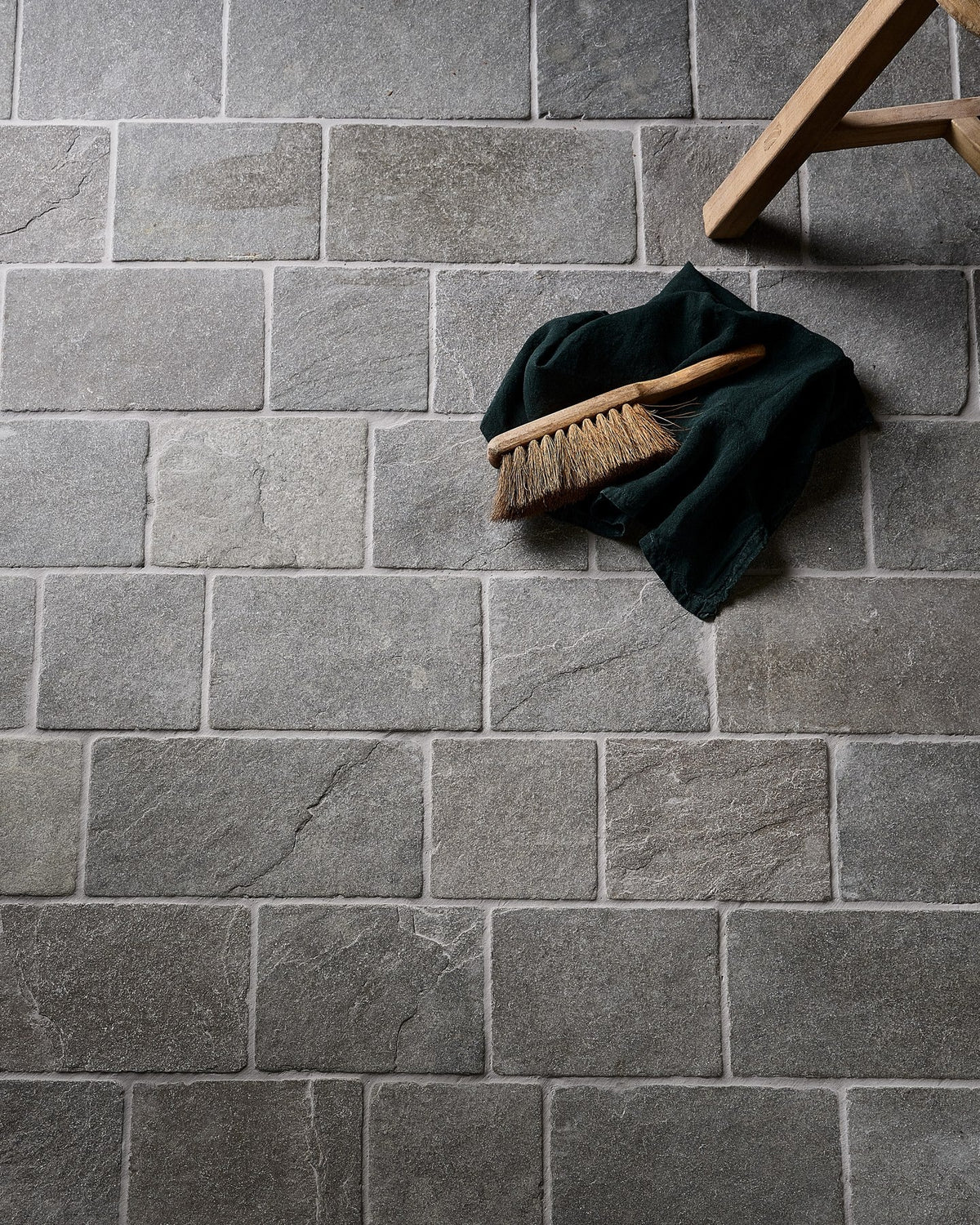 Ca’ Pietra Galway Limestone Cobble Seasoned Finish — official gallery image 3
