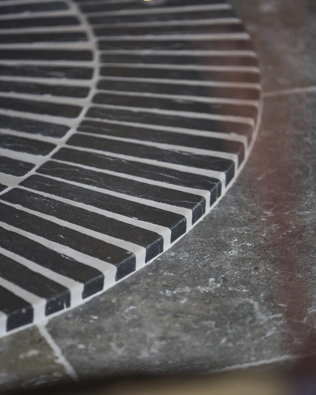 Ca’ Pietra Hazlebury Limestone Tumbled & Etched Klinkers — official gallery image 15