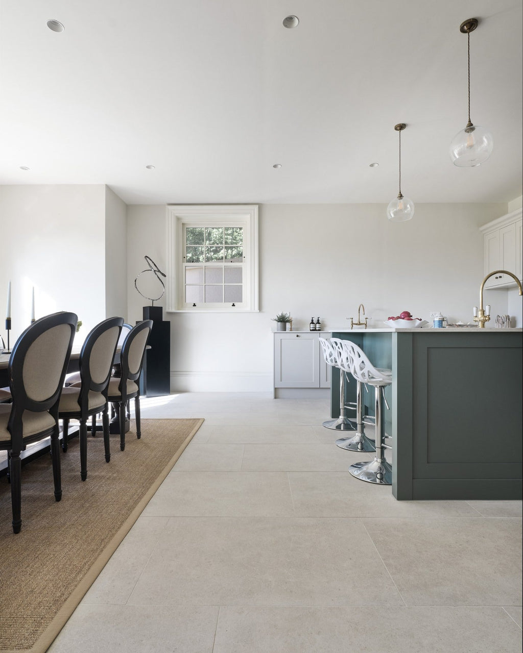 Ca’ Pietra Isle Porcelain Perla — official gallery image 2
