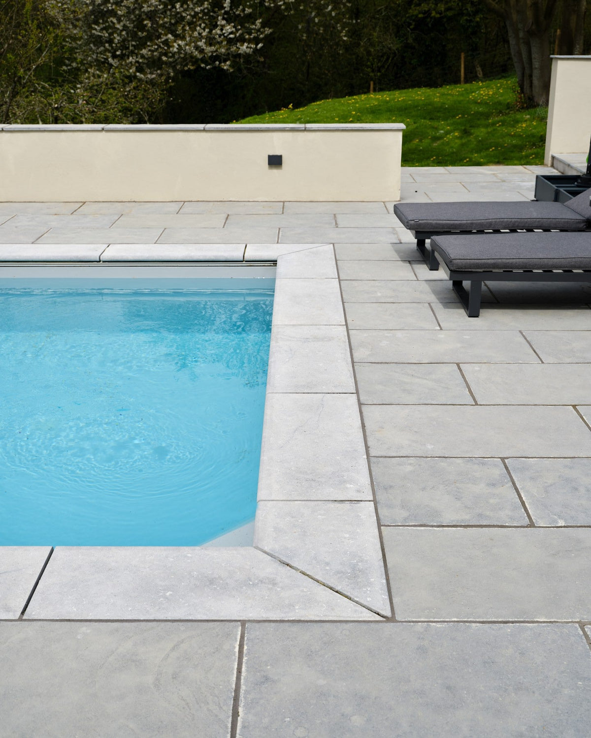 Ca’ Pietra Kimmeridge Limestone Etched Bullnose Coping — official gallery image 4