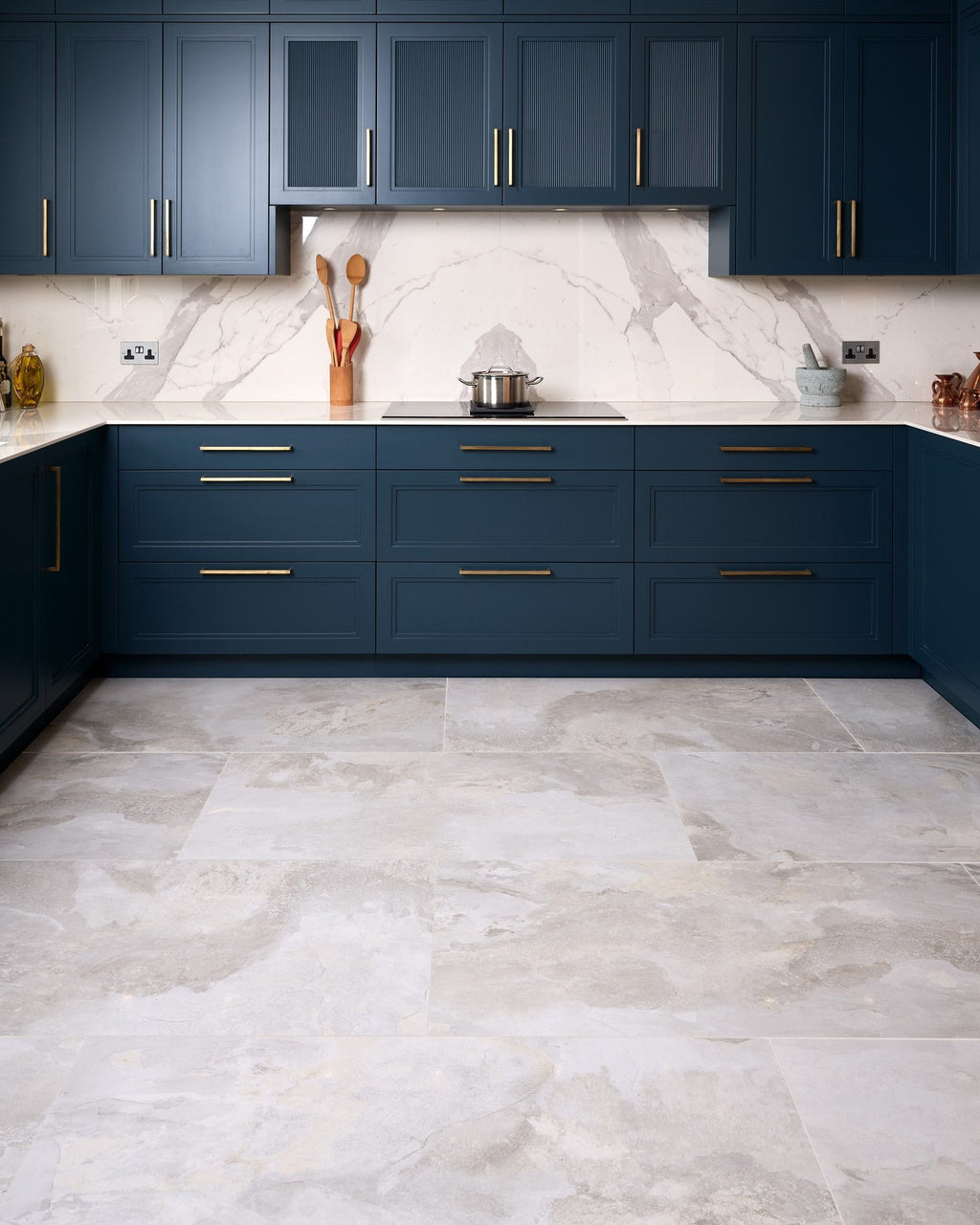 Ca’ Pietra Komodo Porcelain White — official gallery image 1