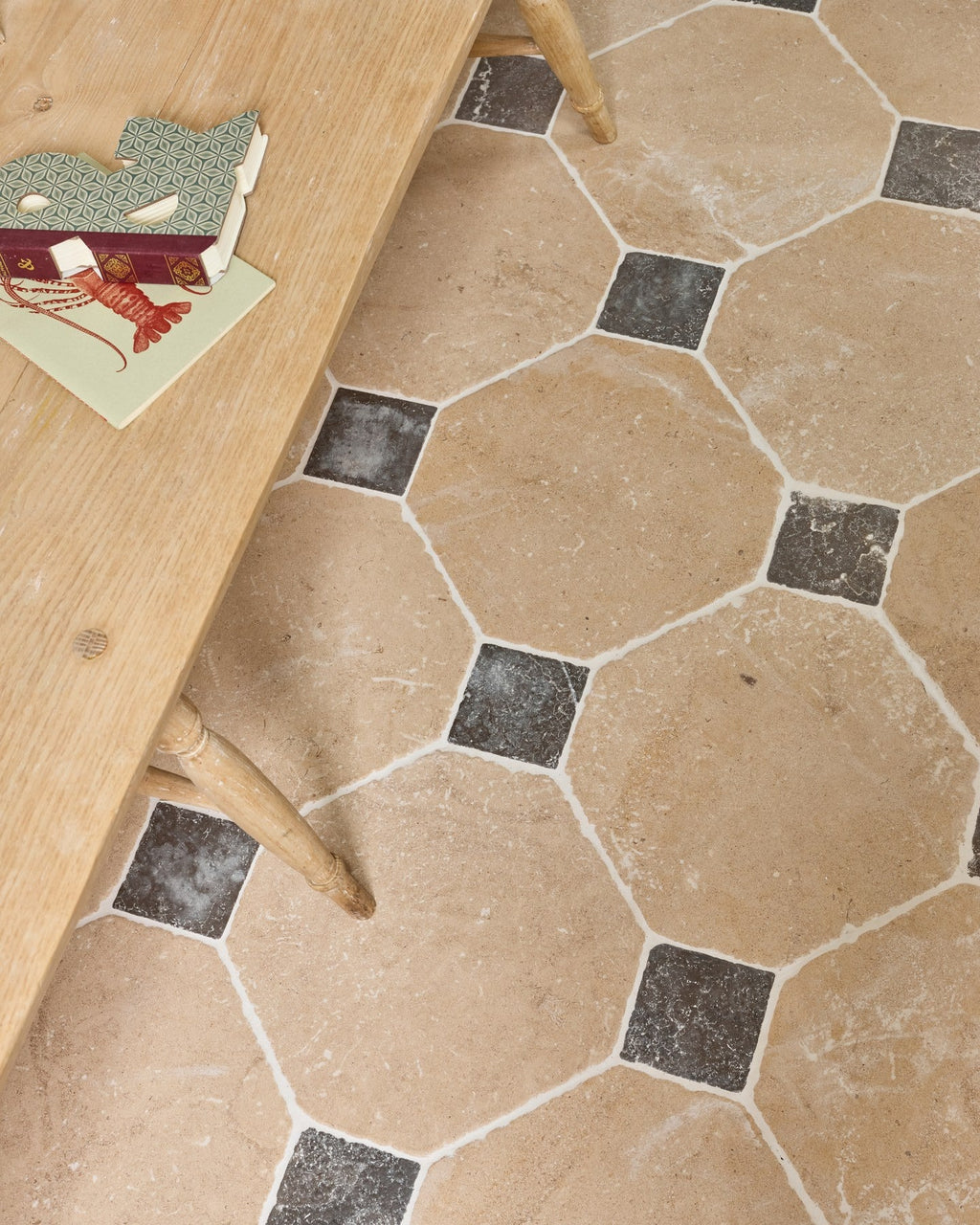 Ca’ Pietra Lacock Limestone Heritage Finish Octagons & Hazlebury Cabochons — official gallery image 6