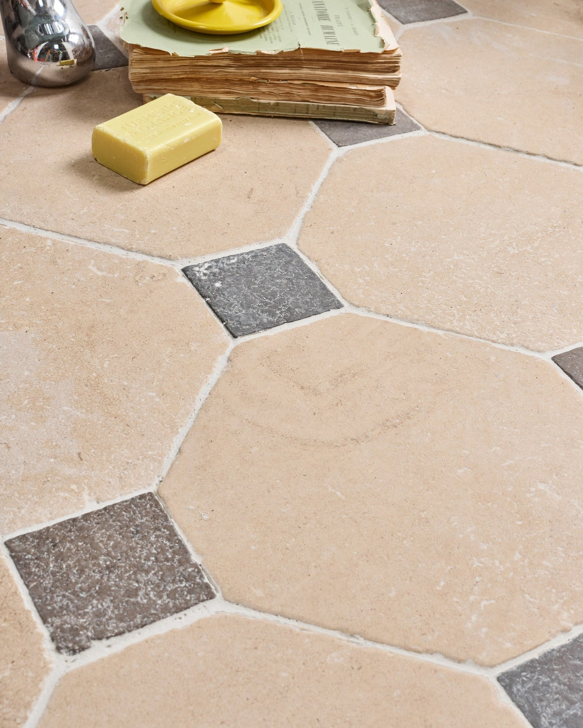 Ca’ Pietra Lacock Limestone Heritage Finish Octagons & Hazlebury Cabochons — official gallery image 7