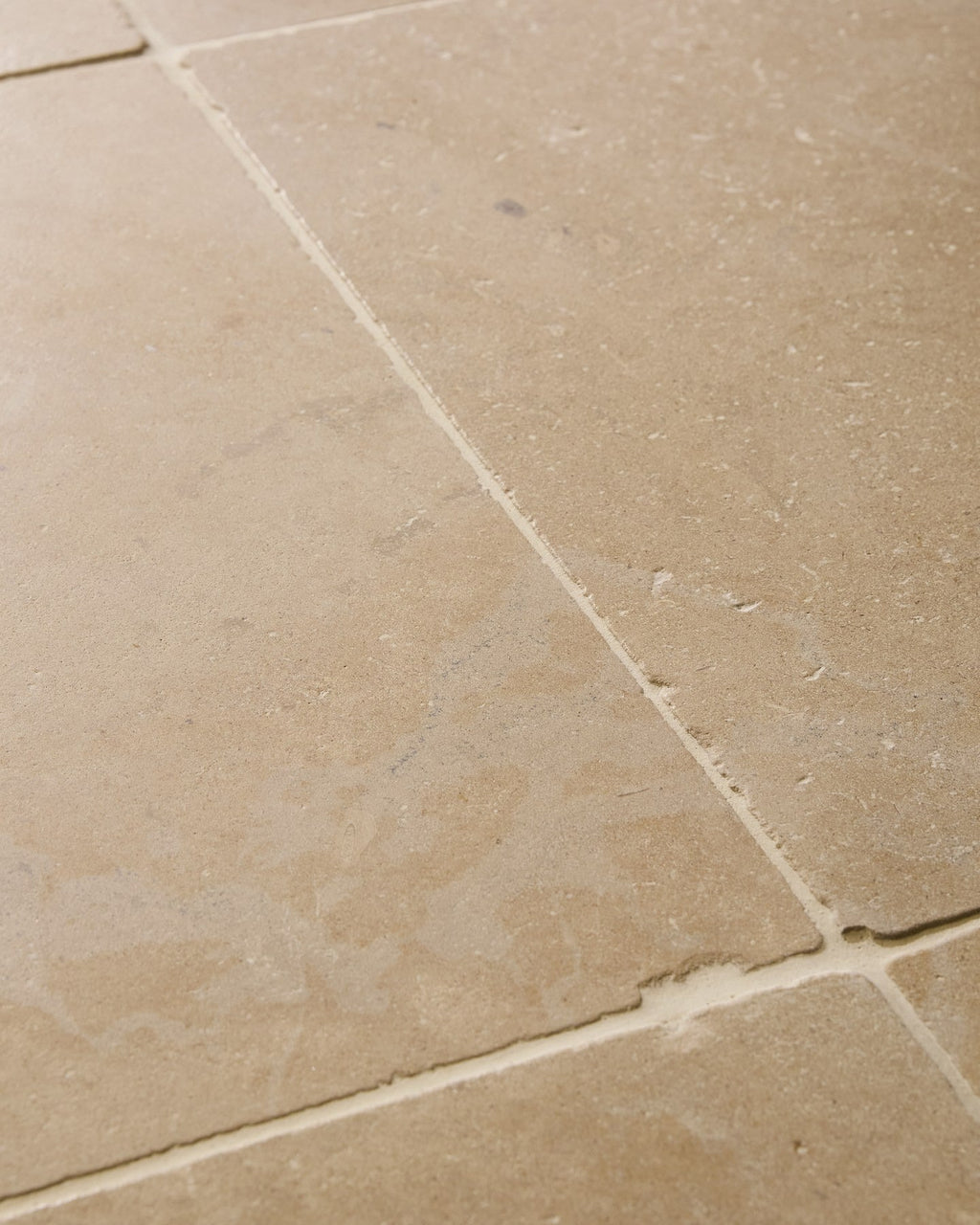 Ca’ Pietra Lacock Limestone Tumbled Finish — official gallery image 15