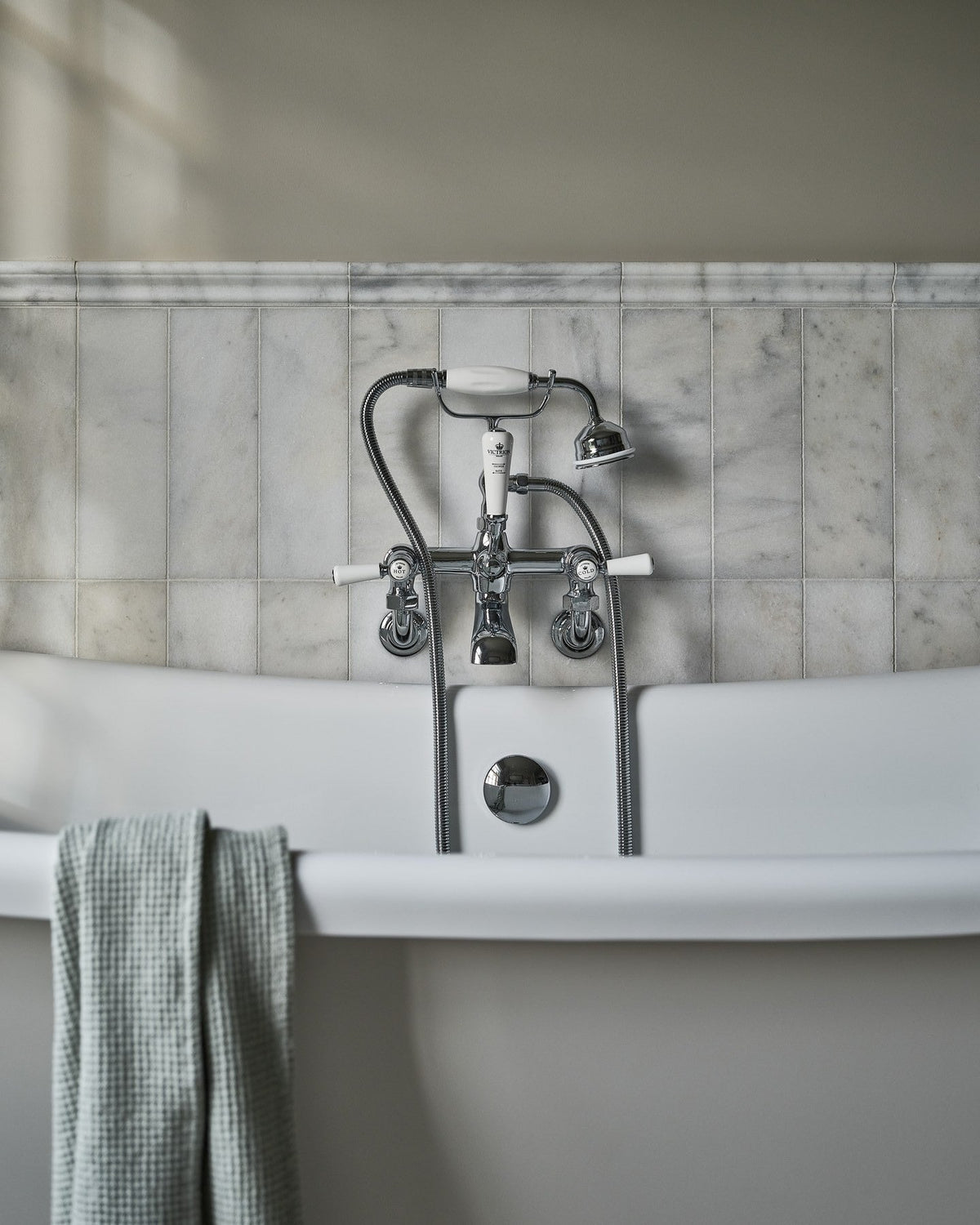 Ca’ Pietra Long Island Marble Honed Finish Dado — official gallery image 1