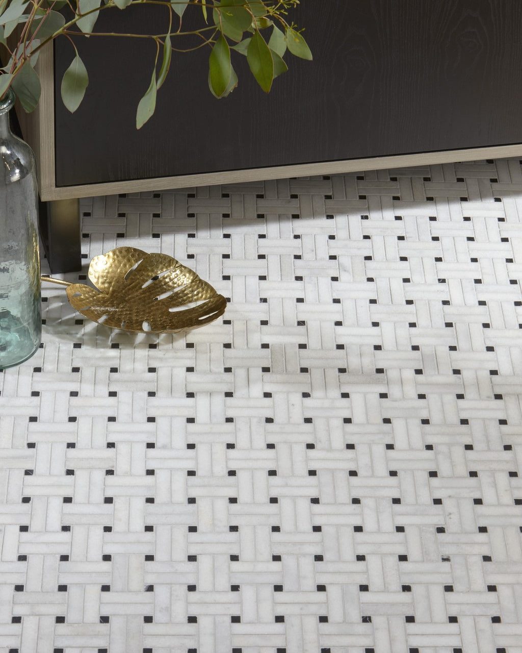 Ca’ Pietra Long Island Marble Honed Finish Wicker Mosaic — official gallery image 3