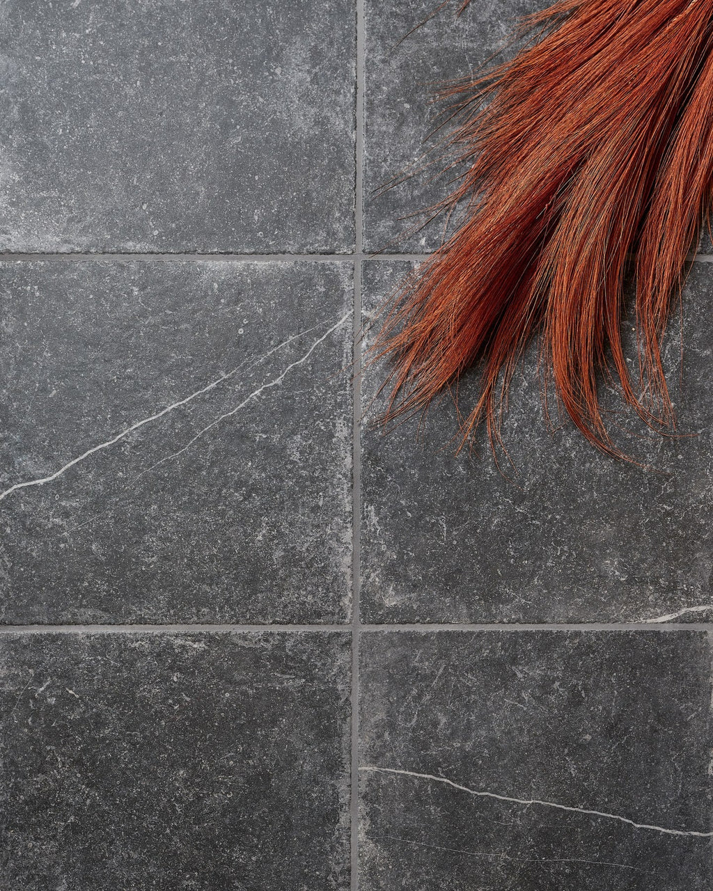 Ca’ Pietra Ludlow Porcelain Charcoal — official gallery image 3
