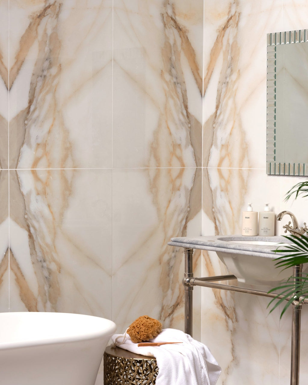 Ca’ Pietra Magnifique Porcelain Oro Bookmatched — official gallery image 3