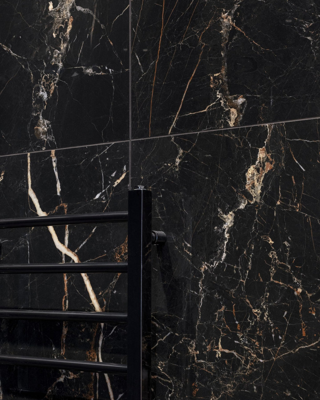 Ca’ Pietra Marble Luxe Porcelain Laurant — official gallery image 2