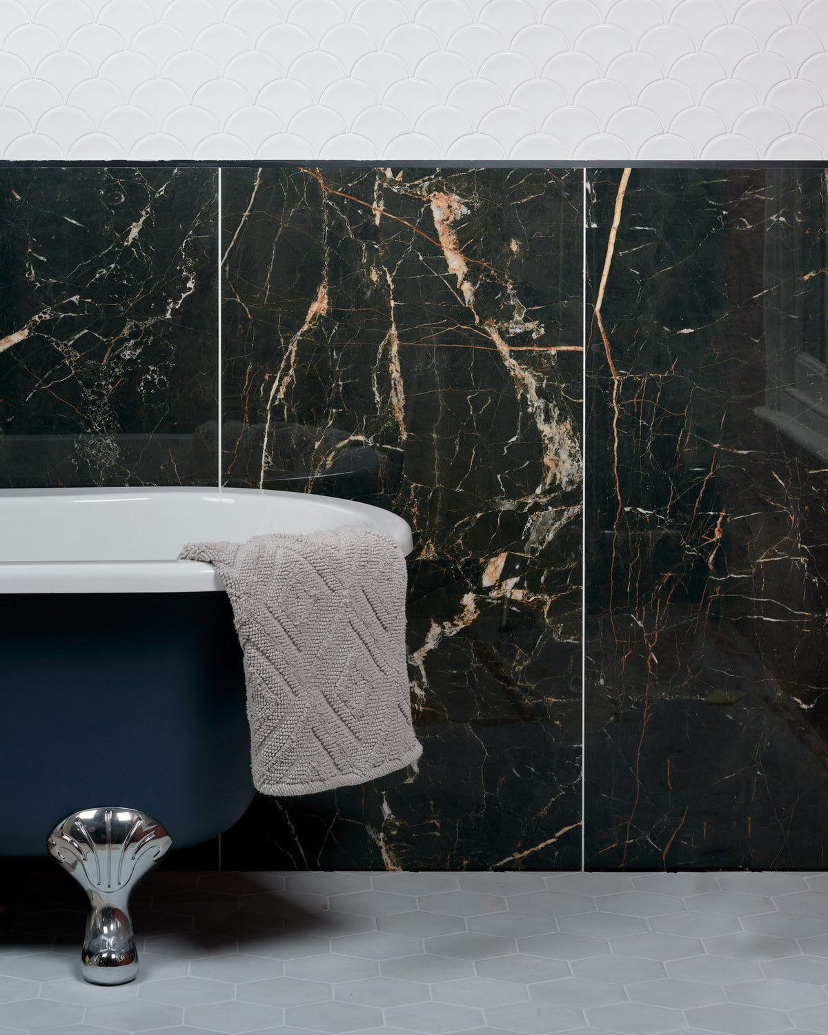 Ca’ Pietra Marble Luxe Porcelain Laurant — official gallery image 5