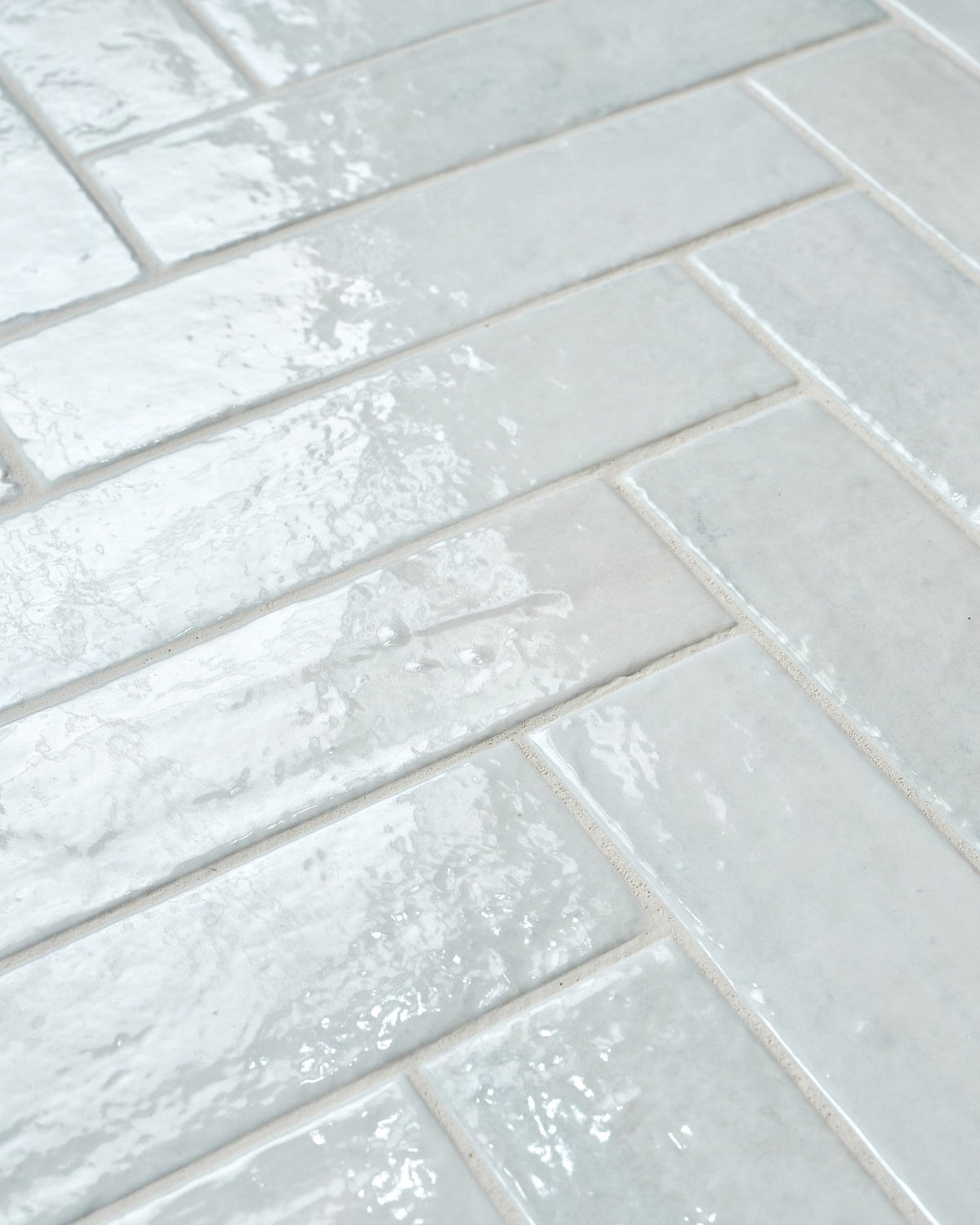 Ca’ Pietra Marlborough Porcelain Parquet Cotton White Gloss — official gallery image 4