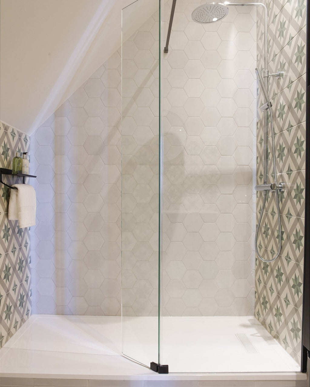 Ca’ Pietra Medina Hexagon Porcelain Latte — official gallery image 5