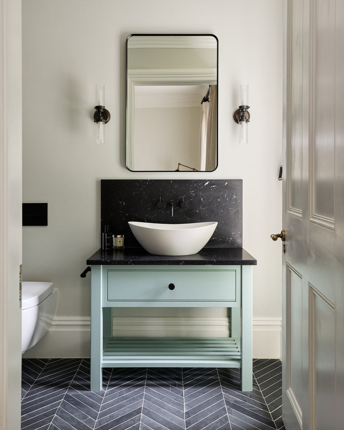 Ca’ Pietra Metropolitan Slate Chevron Riven Finish — official gallery image 6