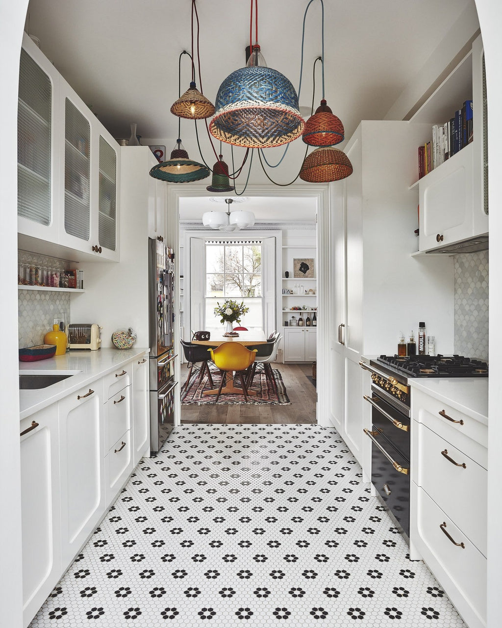 Ca’ Pietra Mono Hex Porcelain Mosaic Daisy — official gallery image 1